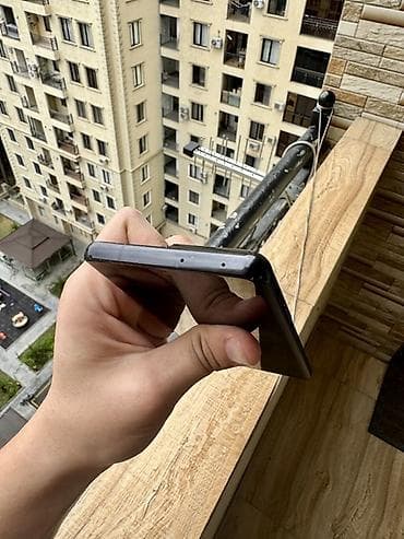 qara çanta: Samsung Galaxy S21 Ultra 5G, 256 GB, rəng - Qara, Simsiz şarj — 6