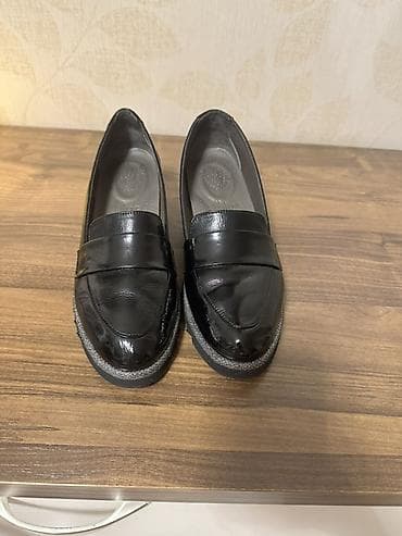 Krossovka ve ketlər: Qara laklı loafer ayaqqabılar ORTOPEDİK bahalı ayakkabı Ölcü 39 - — 1