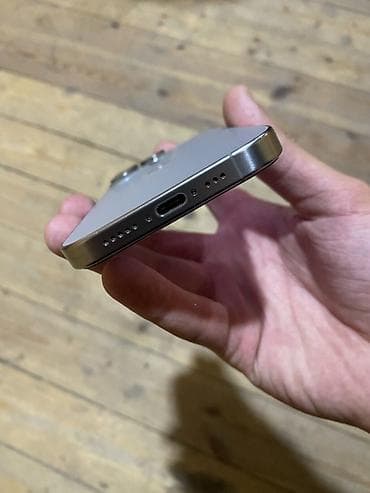 IPhone 15 Pro, Gümüşü — 5
