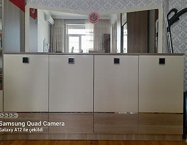 ag sekil: Qonaq otağı mebel dəsti 4-lü mebel dəsti.Embavoddan almişdim.2 il — 3