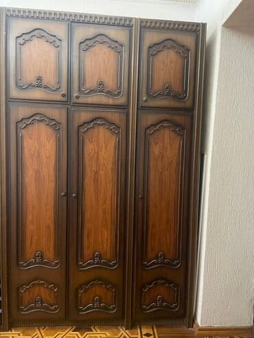 ikinci əl şifanerlər: İşlənmiş, Açılan, 3 qapılı Düz dolab, Şifonyer — 3