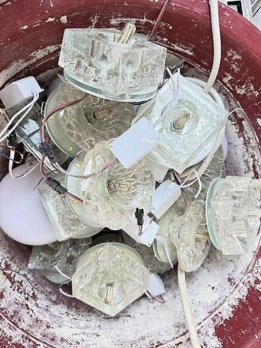 Elektrik aksesuarları paketi Hamisi işləkdir birlikdə 10azn… Məhsul — 2