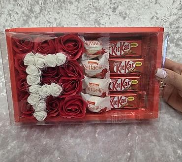 Təsviri: Müxtəlif rəng və dizaynlarda hazırlanmış dekorativ gül — 2