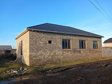 bayıl ev: 4 otaqlı, 114 kv. m, Təmirsiz — 2