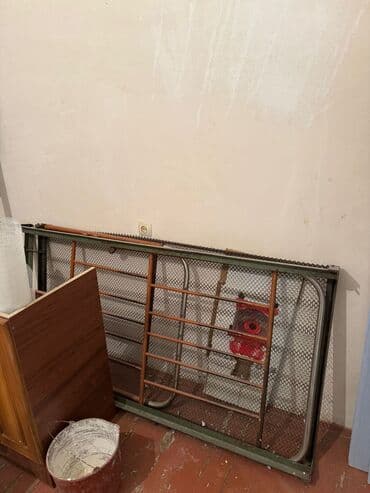 Divan və kreslo dəstləri: Təknəfərlik çarpayı, Bazasız, Matrassız, Siyirməsiz — 1