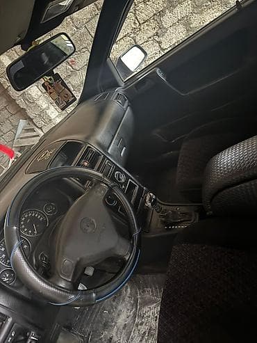 opel meriva: Maşnda hecbir problem yoxdur otur sür maşndı mator bez nomerdi senede — 5