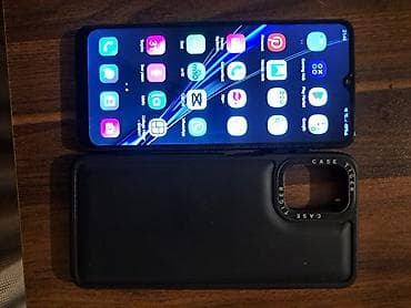 Salam 2 side satilir biri Samsung A12 Biri Realme C21Y Ikiside ideal — 3