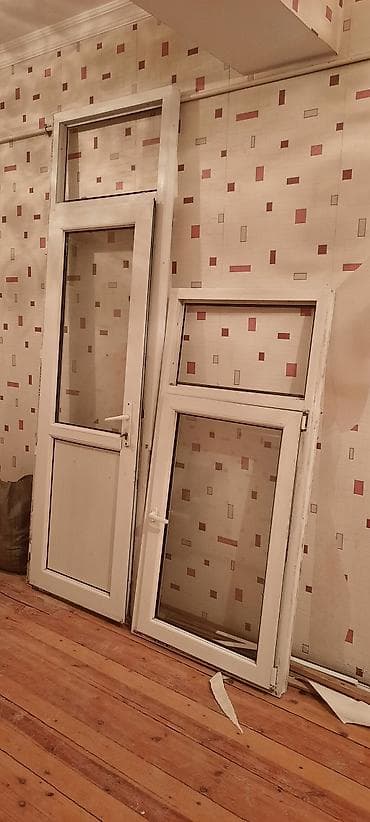 plasik pencere: Plastik pəncərələr.4 ədəddir — 2