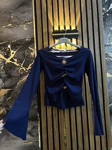 Qadın uzunqollu bluz – lacivərt rəngdə - Material: yumşaq, elastik