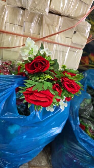 искусственные цветы баку: Şəkildə gördükləriniz 2 azndan başlıyır 5 aznə qədər qiymətlərdir — 6