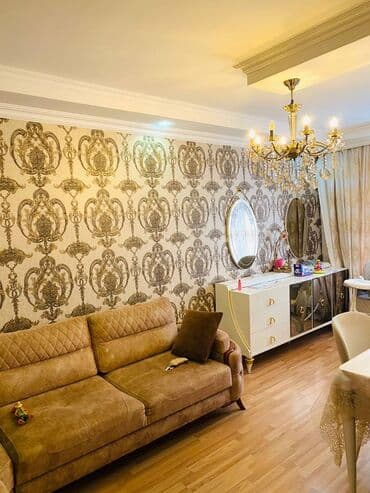 9 ci mikrorayon satilan evler: Bakı, 2 otaqlı, Köhnə tikili, m. Neftçilər, 60 kv. m — 3