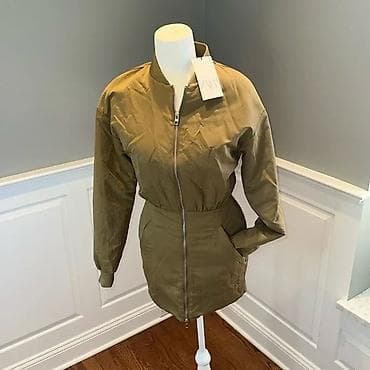 gül və çiçək adları: ZARA devetüyü rəngli, uzunqol bomber don. Ön hissədən fermuarla — 1