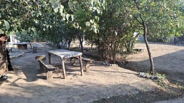 готовые дома продажа: Həyət evi və geniş bağ sahəsi - Daş hasarlı, darvazalı həyət. Girişdə — 14