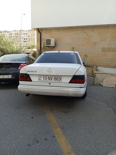 mercedes c dizel: Mercedes-Benz E-Class W124 sedan - Korpus: ağ rəng, 4 qapı, klassik — 7