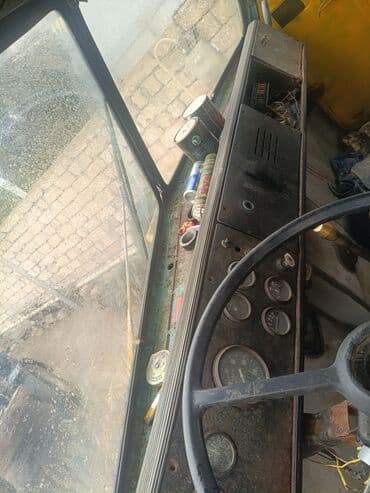 Коммерческий транспорт: Su/yanacaq daşıyan xüsusi texnika – mavi rəngli metal sisternli yük — 2