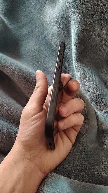 iphone 6s islenmis: IPhone 16, 128 GB, Qara — 6