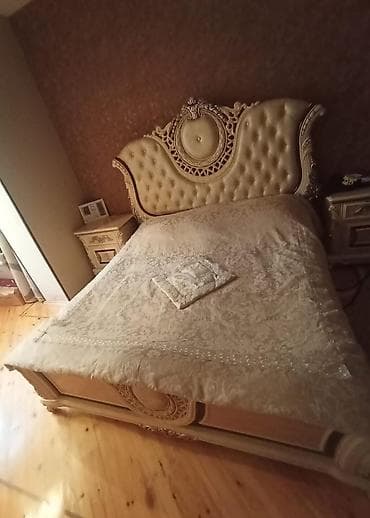 naxcivan duzu satisi: Taxt satilir . Qiymet 270 azn 
Matras var ünvan Xırdalan kod 9294 sofi — 1