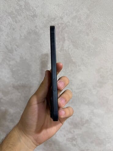 iphon 8 plus: IPhone 15 Plus, 128 GB, Qara, Face ID — 4