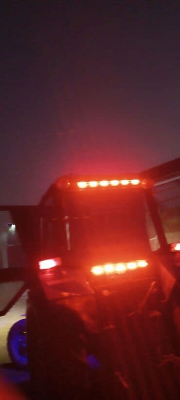 ucuz tap az traktorlar: Belarus MTZ traktoru - Güclü ön və arxa təkər komplekti, dərin — 3