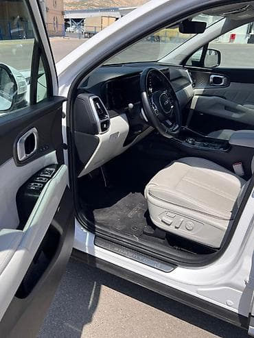 avtomobil gence: Kia Sorento: 1.6 l | 2023 il Ofrouder/SUV — 5