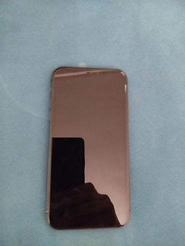 iphone se ekran: IPhone 11, Qara — 2