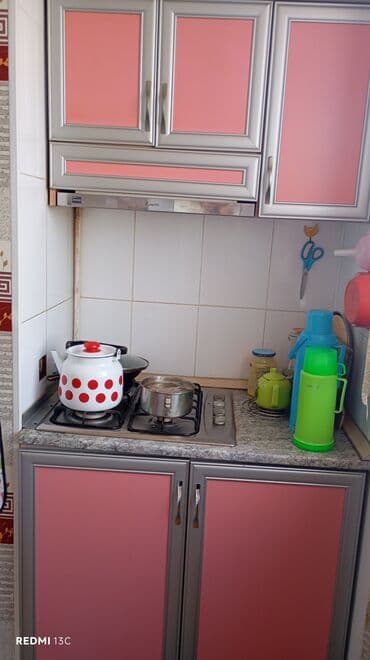 Təmir və tikinti: SATILIR!Şəhərin mərkəzində5 mərtəbə binanın 5 ci mərtəbəsində2 — 5