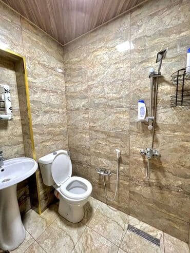 аренда торгового места в магазине: 28 may metrosuna yaxin tehsil nazirliyine yaxin 9 mertebeli binanın — 3