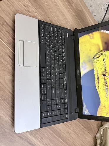 processor core i7: İşlənmiş Acer TravelMate, 15.6 ", Intel Core i3, 512 GB, Ünvandan götürmə, Ödənişli çatdırılma — 5