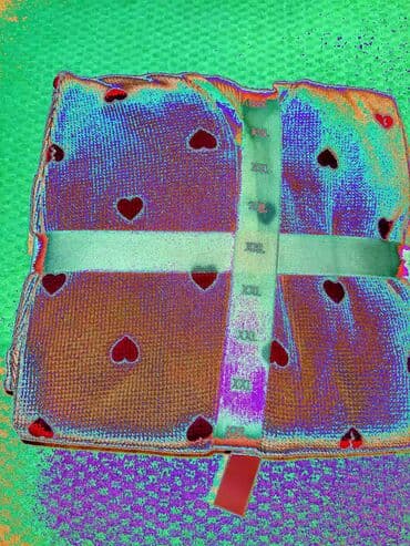 2 razmer lifcik: Amerikadan sifarish olunub. Elaqe whatsapp — 2