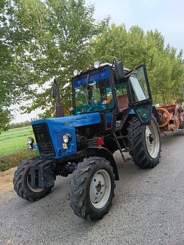 Belarus 82.1/82.2 seriyası təkərli traktor - Marka/model: Belarus