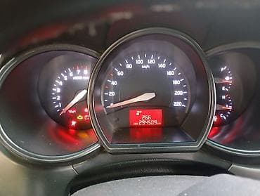 ravon r4 lizing: Kia Rio: 1.4 l | 2012 il Sedan — 5