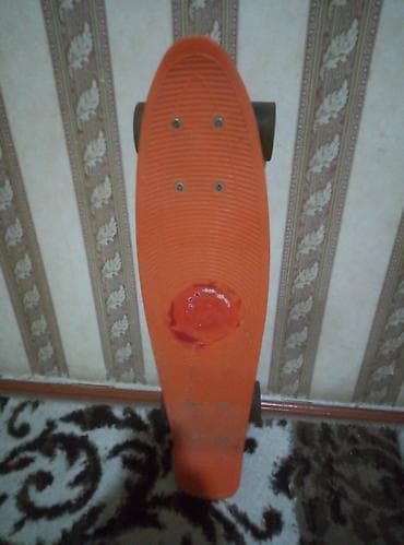 skateboard: Skeytbord skeybord skeytboard skeyboard skateboard kaykay çox az — 1