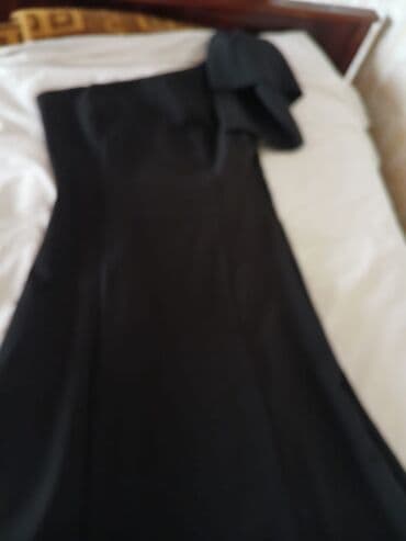 Aksesuarlar: Ziyafət donu, Midi, Adl, M — 1