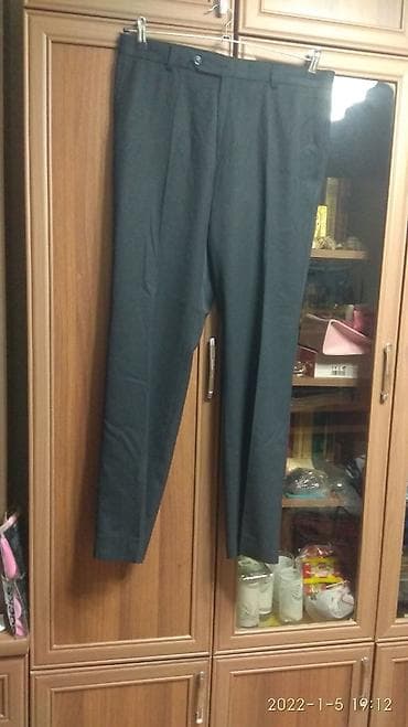 Пальто: Мужские брюки размер М привезли из Великобритании почти новые — 1