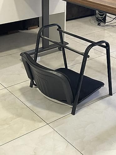 Ofis stulu 4 manata Nərimanovdadı at lalafo.az Ofis stulu 4 manata Nərimanovdadı