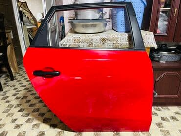 priora qapi: Sağ arxa, Hyundai i30, 2010 il, Ödənişli çatdırılma, Rayonlara çatdırılma, Ünvandan götürmə — 1