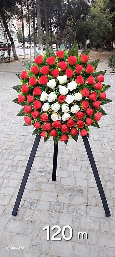 cələng: 🔴 Süni gül çələngləri 
🌐 Ün. Əcəmi m yaxinlığı 
📎 13 — 7