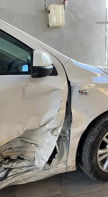 disk 14: Chevrolet Cobalt: 1.5 l | 2024 il 15935 km Sedan — 9