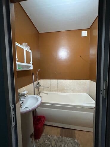 сдается 3 комнатная квартира: Bu mənzil yaşayış üçün rahat və əlverişli bir sahə təqdim edir — 2