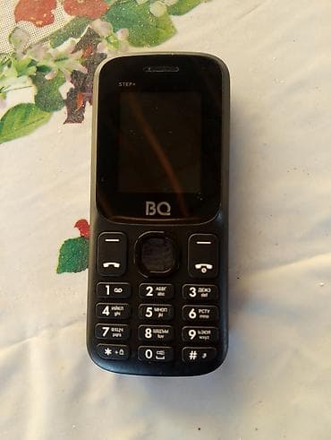 philips xenium x331: BQ Step+ düyməli mobil telefon - Model: BQ Step+ (ön və arxa korpusda — 1