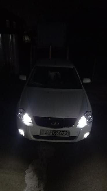 salon oturacaqları: VAZ (LADA) Priora: 1.6 l | 2013 il 283000 km Sedan — 3