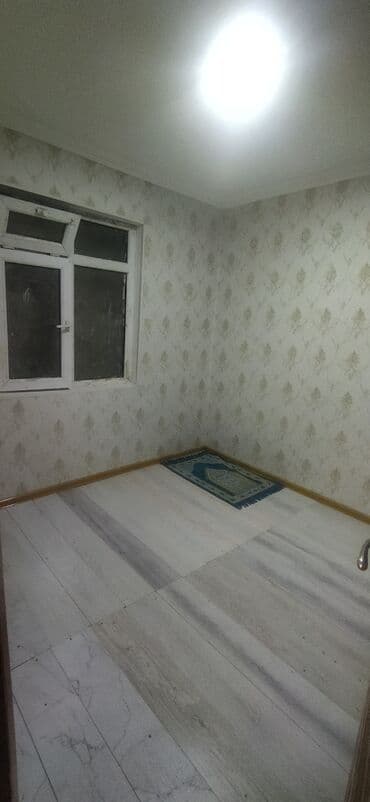 köhnə suraxanıda həyət evləri: Ev xırdalanda icra hakimiyətinə yaxın yerdə yerləşir 2 otaqdır.qazı — 3