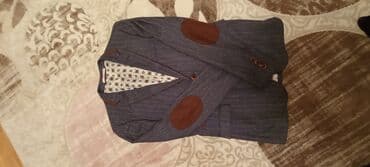 Pencəklər: Satılır.Yenidir. Türkiyədən alınıb. Böyük olur diyə satıram. Whatsapp — 2