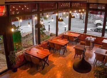 киоск в аренду: Hazır Biznes satılır. Biznesdə heç bir problem yoxdur.İşlək — 6