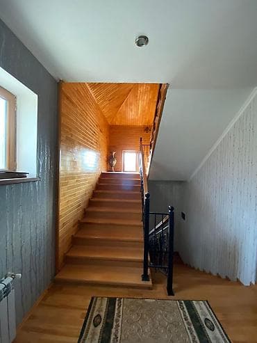 bileceride heyet evi: Təmirli, geniş həyətli 3 mərtəbəli fərdi yaşayış evi. Plan və sahə: - — 6