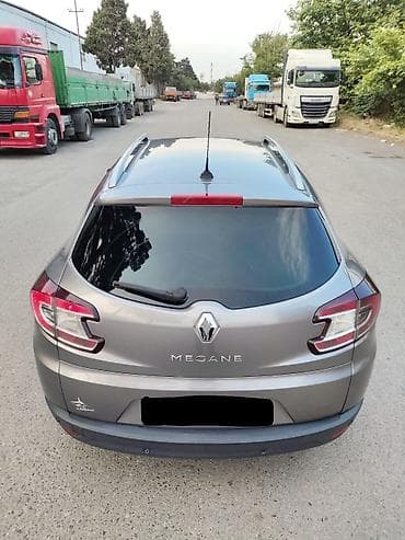Renault Megane: 1.5 l | 2009 il 380000 km Universal — 4