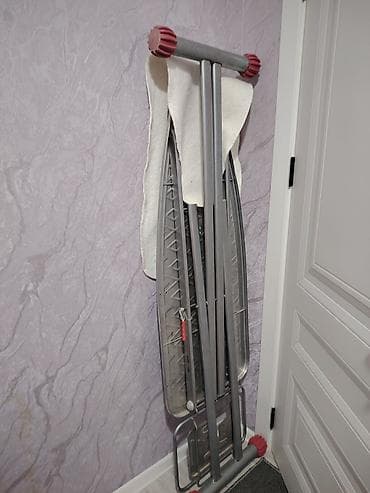 Ütüləmə lövhəsi, devecioglu, təzə kimidi, möhkəm və ağır. -