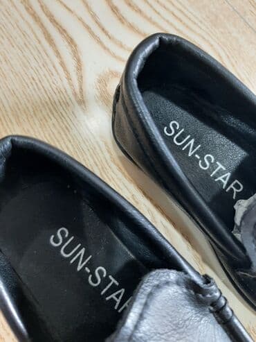 Пиджаки: Tezedi qeyinilmeyib
18 manata alinib 10 manata satilir
Neapol dairesi — 2