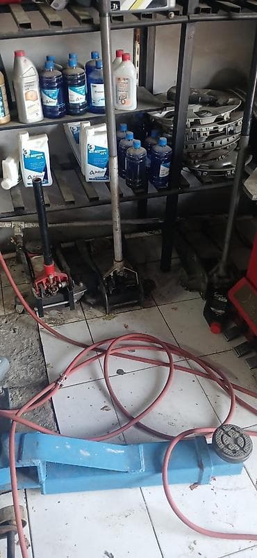 500l kompressor: Avtomobil şin servisi üçün komplekt avadanlıq satılır: - Şin — 4