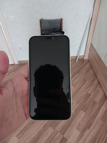 IPhone 11, Ağ, Face ID — 3